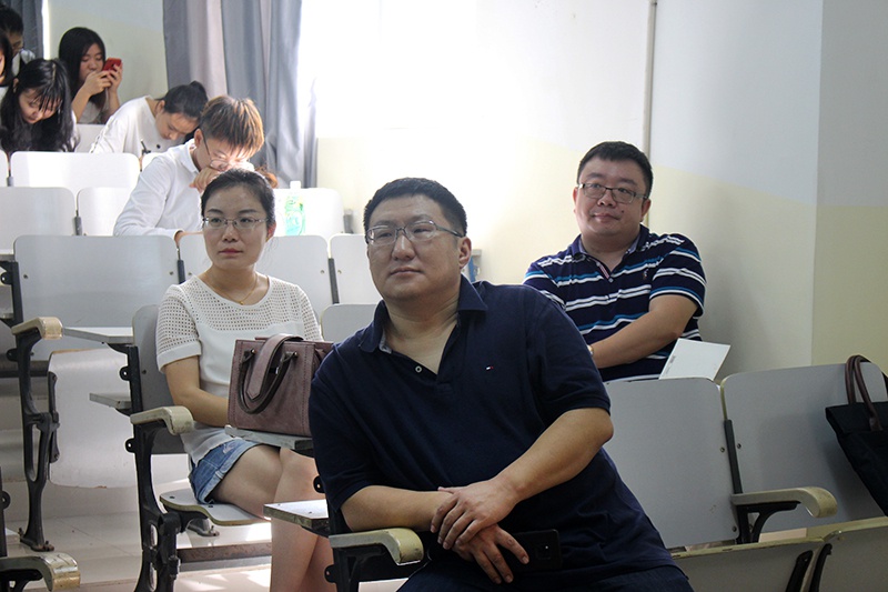 名师引领，砥砺前行 ——2018-2019学年冬季短学期课堂